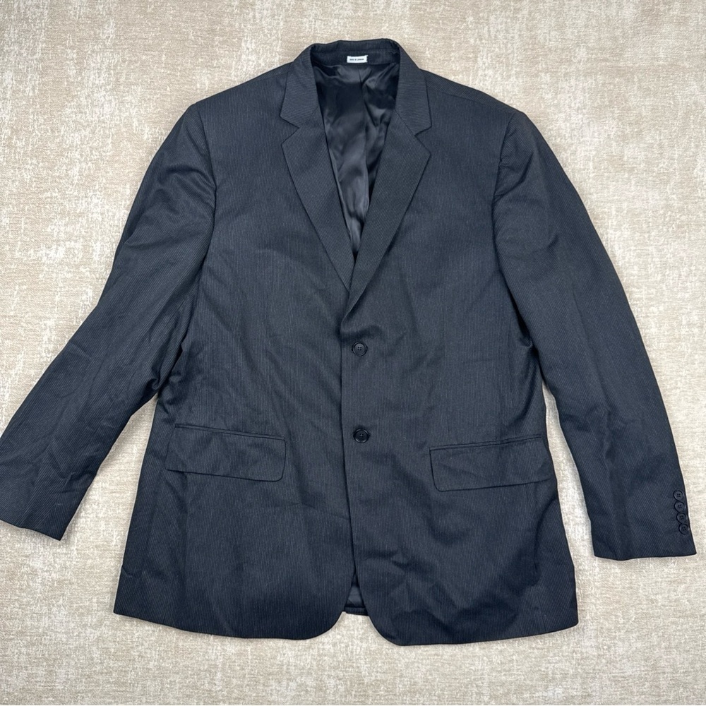 Calvin Klein Gray Sport Coat with Notched Lapel